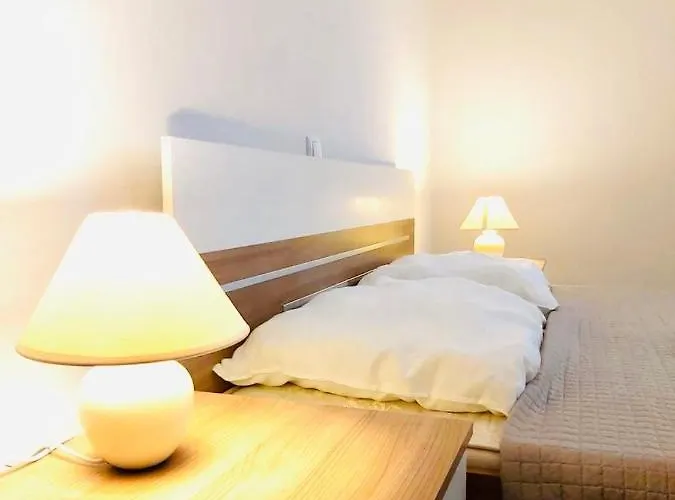 In With Sea View, Balcony, Air Conditioning, Wifi 4325-2 Supetarska Draga