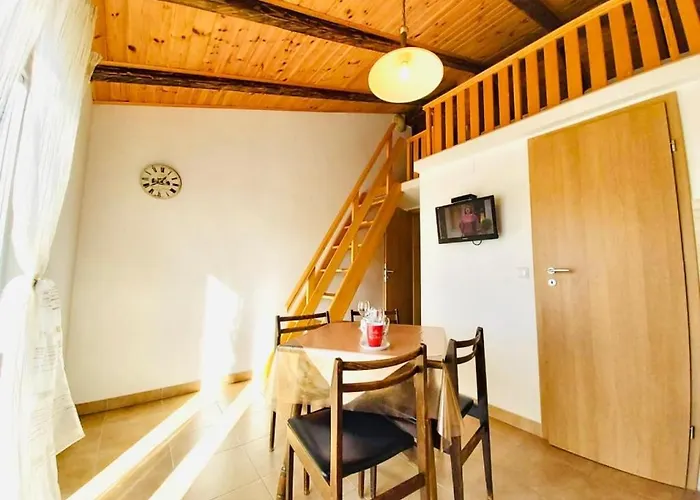 In With Sea View, Balcony, Air Conditioning, Wifi 4325-2 Supetarska Draga