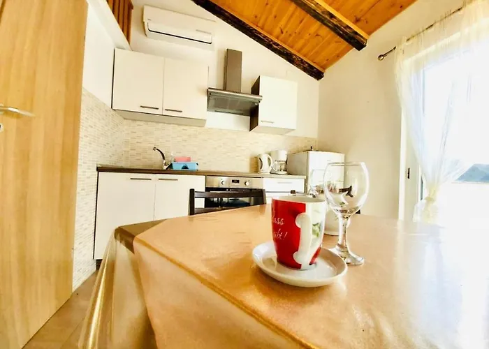 Apartman In With Sea View, Balcony, Air Conditioning, Wifi 4325-2 Supetarska Draga