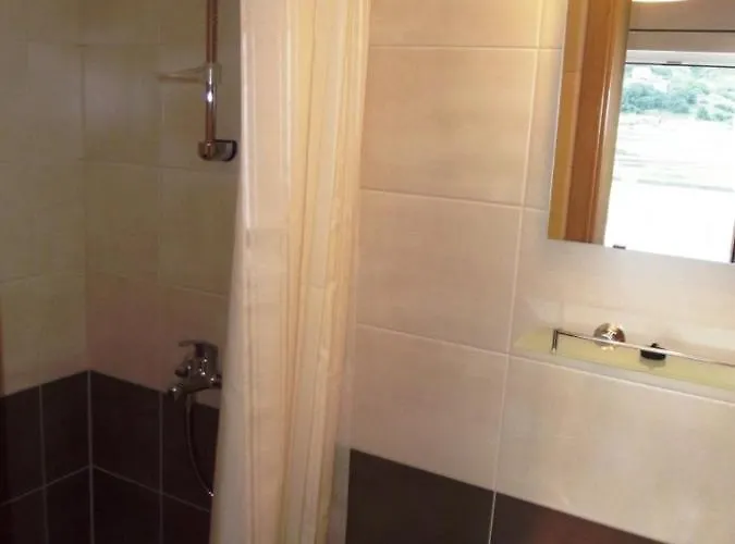 Apartman In With Sea View, Balcony, Air Conditioning, Wifi 4325-2 Supetarska Draga